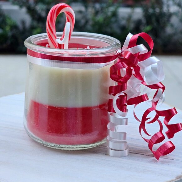Handmade Candle ✦ Candy Cane & Christmas Tree ✦ Soy Wax in Recycled Yogurt Jar - Picture 6 of 7